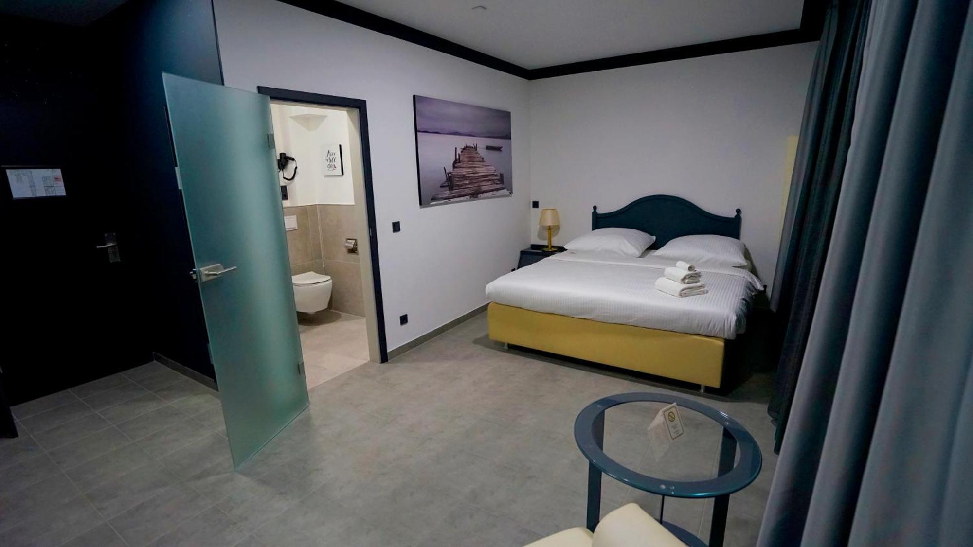 Tibet Hotel Am Airport Duesseldorf-Ratingen Zewnętrze zdjęcie